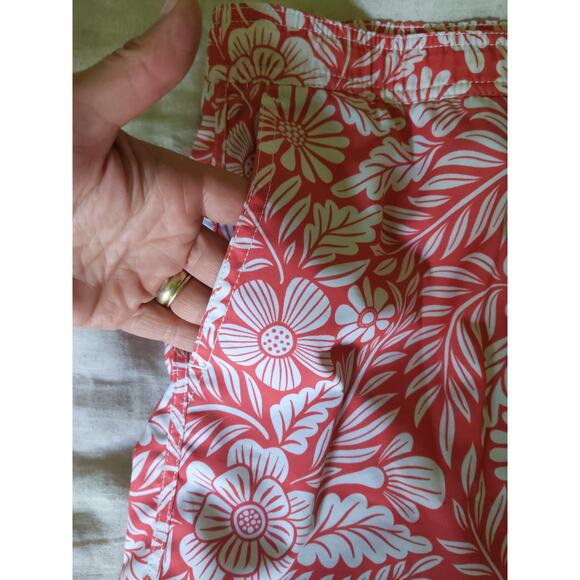 FAIR HARBOR Men's Coral Floral Board Shorts XXL Recycled Athletic Beach - Picture 6 of 9